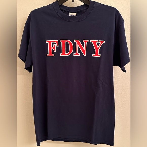 Anvil Other - FDNY VTG Men's Sz-M Blue T Shirt Graphic Keep Back 200 Feet Fire Department NYC!